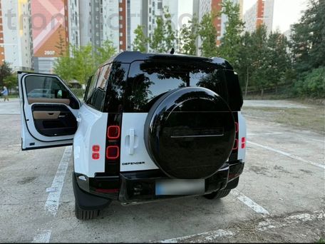 Land Rover Defender, 2025 — фото 3