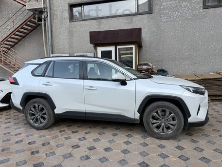 Toyota RAV4, 2024 — 照片 2