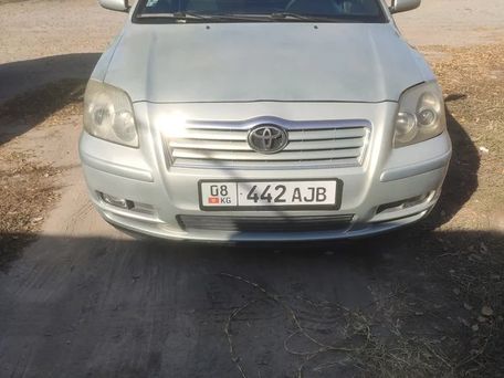 Toyota Avensis, 2004 — 照片 1
