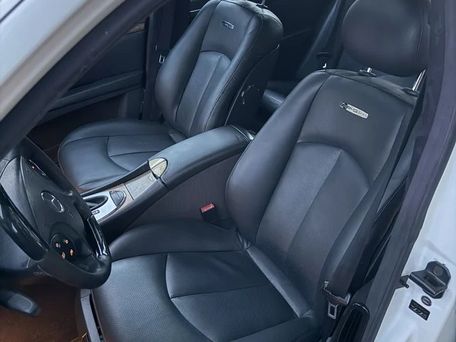 Mercedes-Benz E-Class, 2002 — photo 9