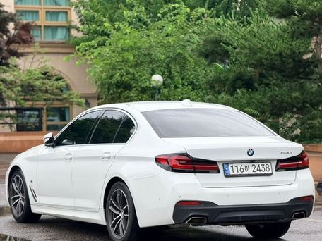 BMW 5 серии, 2020 — 照片 3