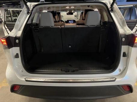 Toyota Highlander, 2023 — сүрөт 12