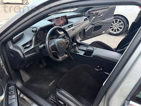 Lexus ES, 2019 — 照片 8