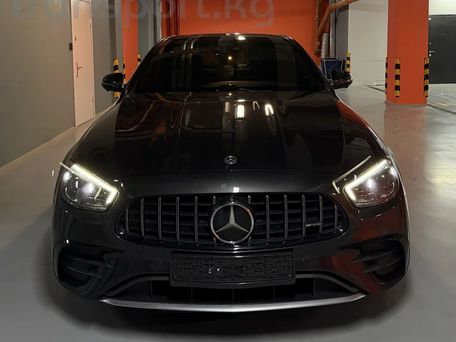 Mercedes-Benz E-Класс AMG, 2023 — 照片 1