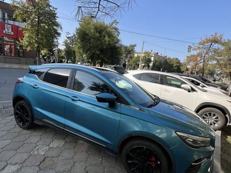 Geely Emgrand, 2021 — 照片 3