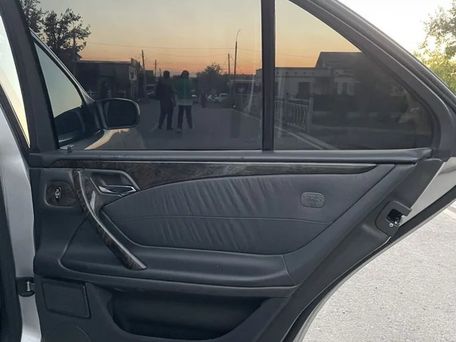Mercedes-Benz E-Класс, 2001 — 照片 10