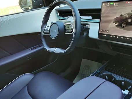 Mazda EZ-60, 2025 — фото 12