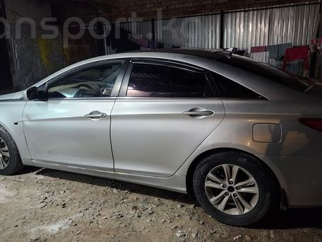 Hyundai Sonata, 2011 — сүрөт 2