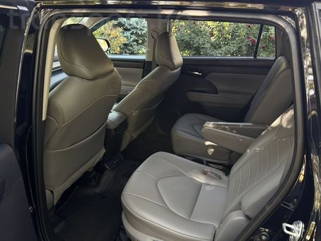 Toyota Highlander, 2021 — photo 13