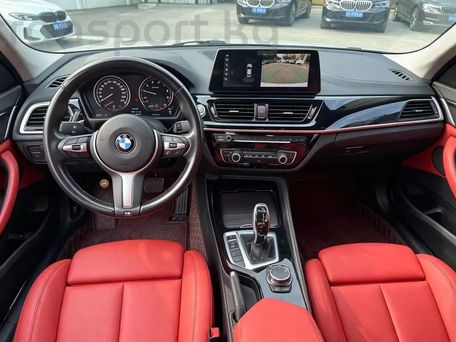 BMW 1 серии, 2023 — 照片 6