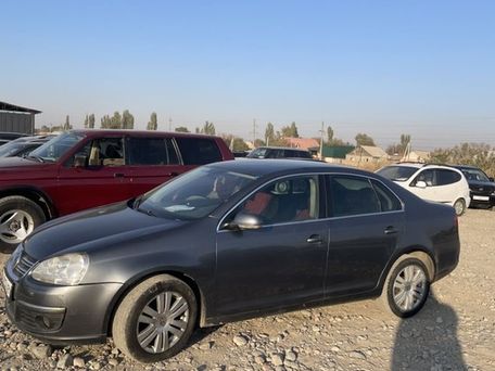Volkswagen Jetta, 2010 — сүрөт 1