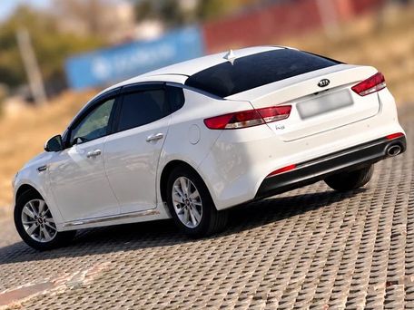 Kia K5, 2017 — 照片 1
