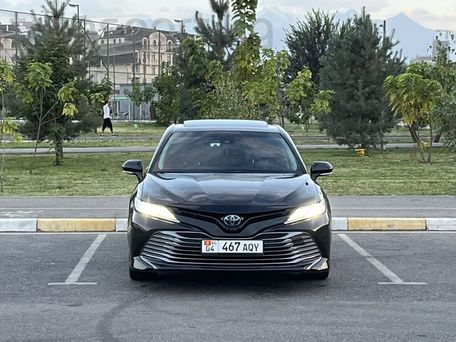 Toyota Camry, 2019