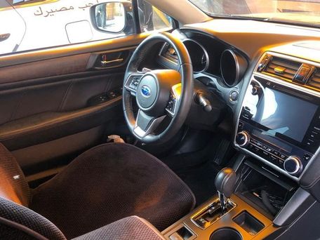 Subaru Outback, 2018 — photo 8