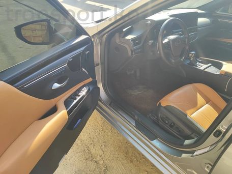 Lexus ES, 2023 — сүрөт 3