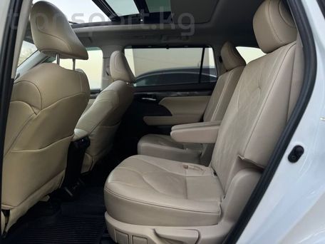 Toyota Highlander, 2022 — photo 4