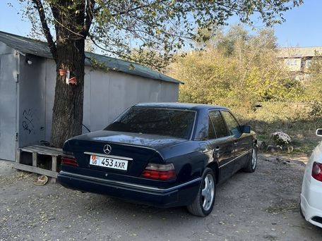 Mercedes-Benz E-Класс, 1993 — фото 4