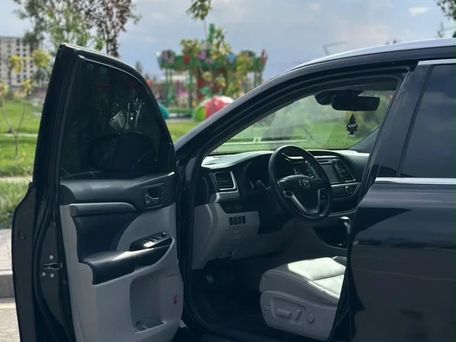 Toyota Highlander, 2019 — photo 8