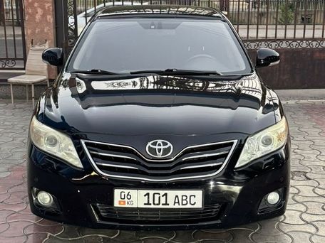 Toyota Camry, 2010