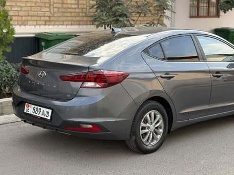Hyundai Avante, 2019 — photo 2