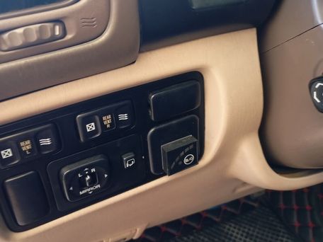 Lexus LX, 2000 — 照片 7