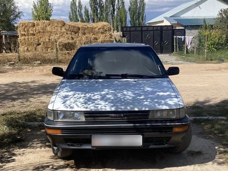 Toyota Corolla, 1990 — сүрөт 1