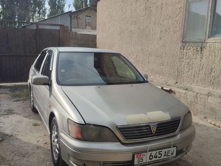 Toyota Vista, 1999