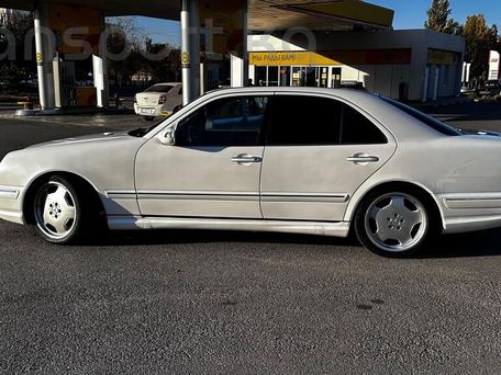 Mercedes-Benz E-Class AMG, 2001 — photo 13