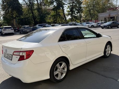 Toyota Camry, 2014 — сүрөт 2
