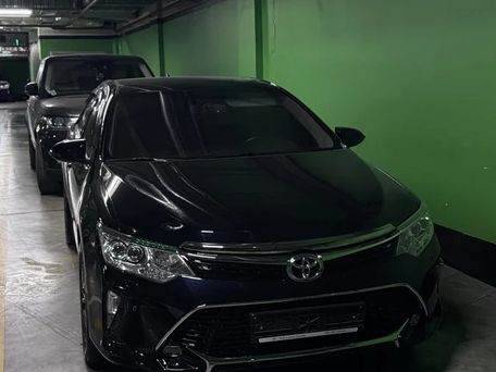 Toyota Camry, 2017 — photo 1