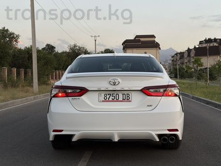 Toyota Camry, 2021 — 照片 6