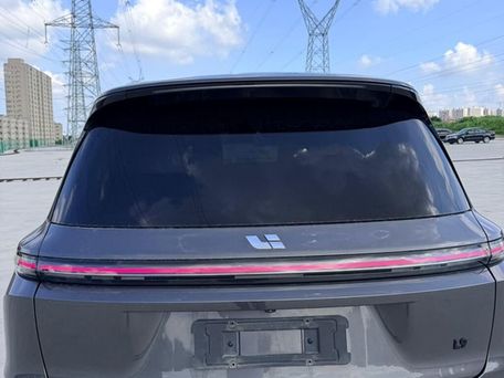 Li Auto (Lixiang) L9, 2023 — 照片 7