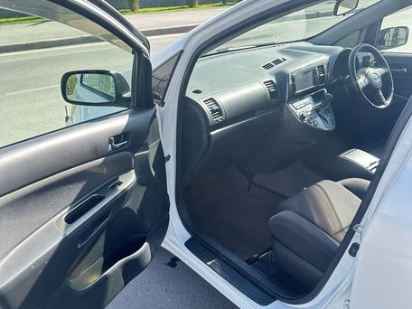 Toyota Wish, 2004 — 照片 9