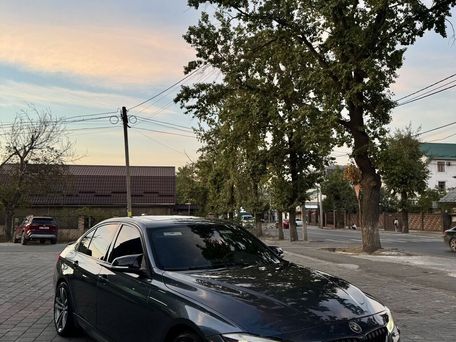 BMW 3 серии, 2017 — 照片 1