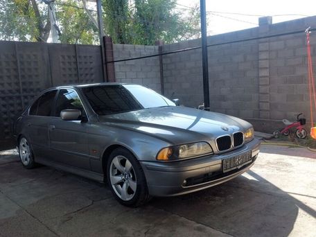 BMW 5 серии, 2001 — 照片 1