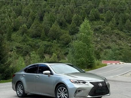 Lexus ES, 2018 — фото 1