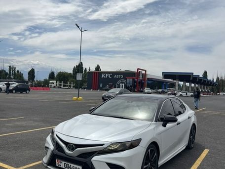 Toyota Camry, 2018 — фото 5