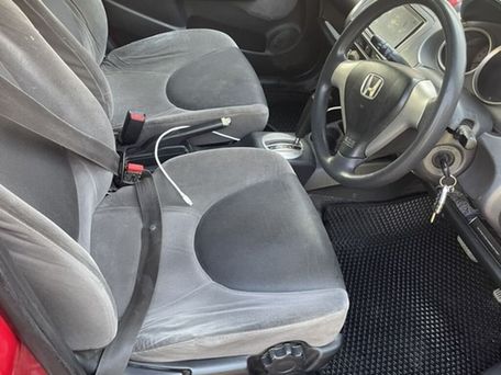 Honda Fit, 2004 — photo 6