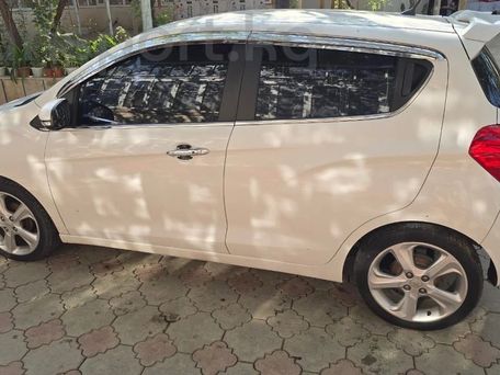 Chevrolet Spark, 2017 — photo 2
