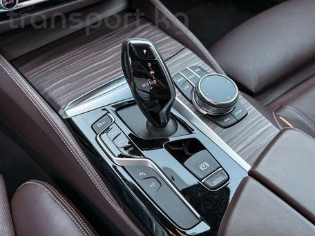 BMW 5 Series, 2019 — photo 8