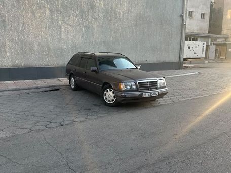 Mercedes-Benz W124, 1993 — сүрөт 9
