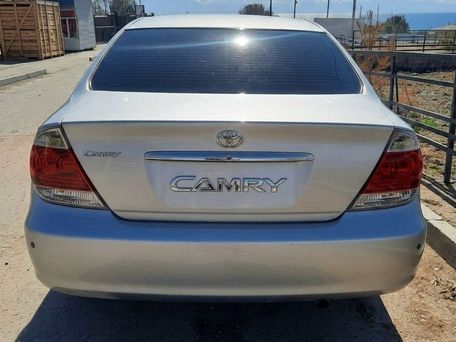 Toyota Camry, 2005 — 照片 2