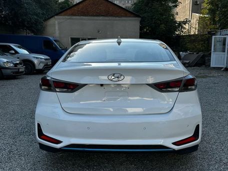 Hyundai Elantra, 2020 — фото 2