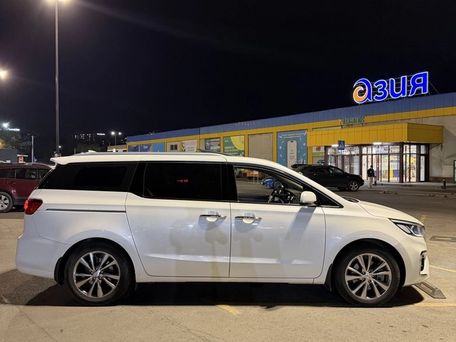 Kia Carnival, 2018 — фото 4