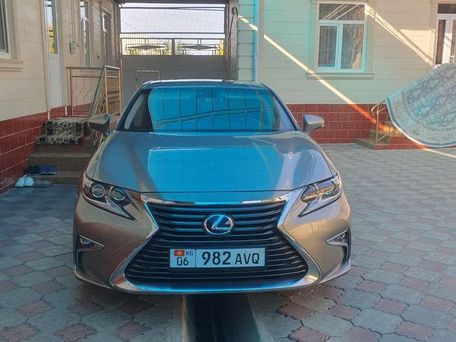 Lexus ES, 2017