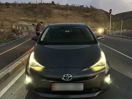 Toyota Prius, 2018 — фото 2