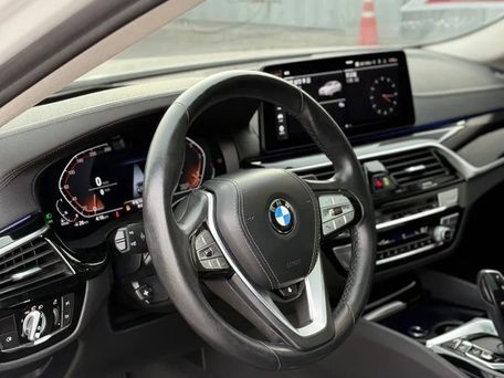 BMW 5 Series, 2021 — photo 4