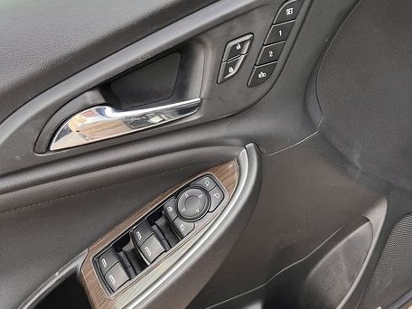 Chevrolet Malibu, 2020 — 照片 8