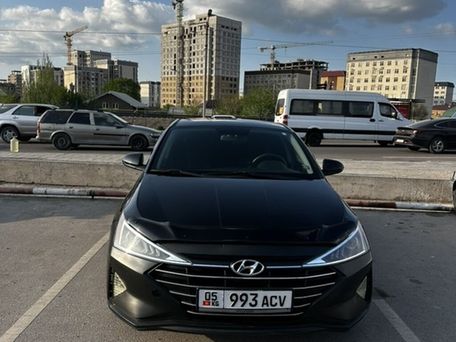 Hyundai Elantra, 2018
