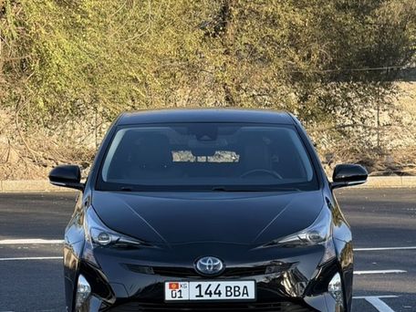 Toyota Prius, 2017 — photo 1